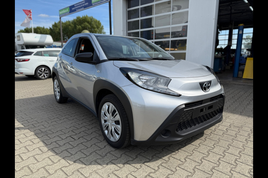 Toyota Aygo X 1.0 VVT-i S-CVT Play Automaat