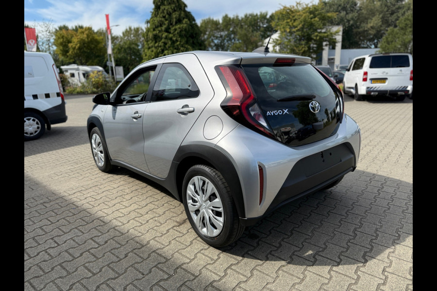 Toyota Aygo X 1.0 VVT-i S-CVT Play Automaat