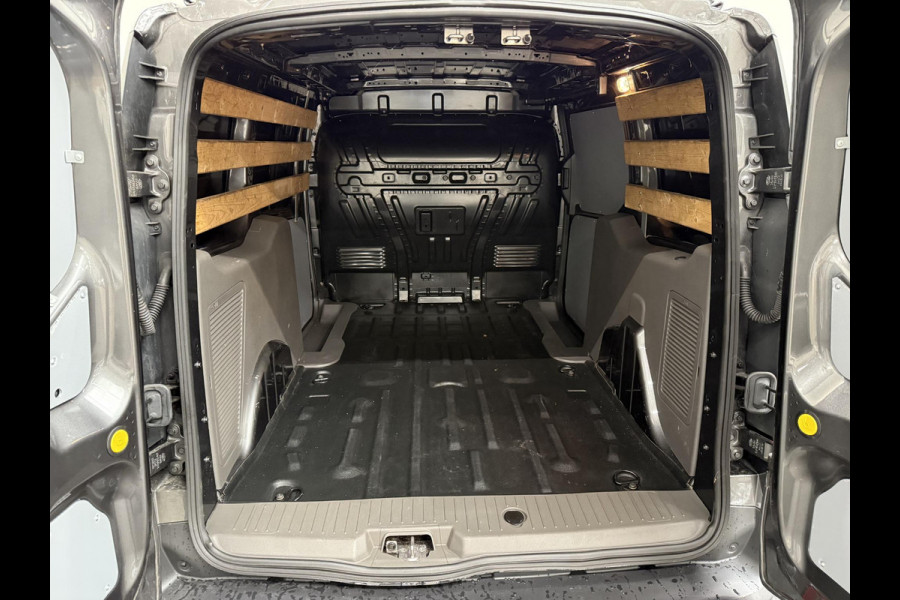 Ford Transit Connect 100 pk L2 Trend Navi Airco Trekhaak Cruise Control PDC Achter Camera 3-zits