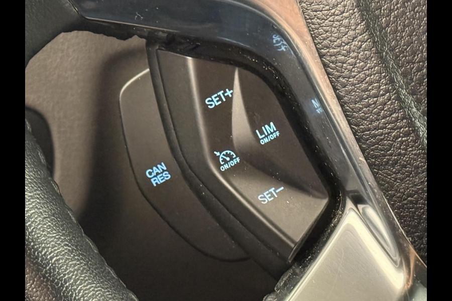 Ford Transit Connect 100 pk L2 Trend Navi Airco Trekhaak Cruise Control PDC Achter Camera 3-zits