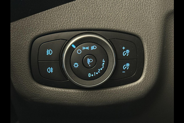 Ford Transit Connect 100 pk L2 Trend Navi Airco Trekhaak Cruise Control PDC Achter Camera 3-zits