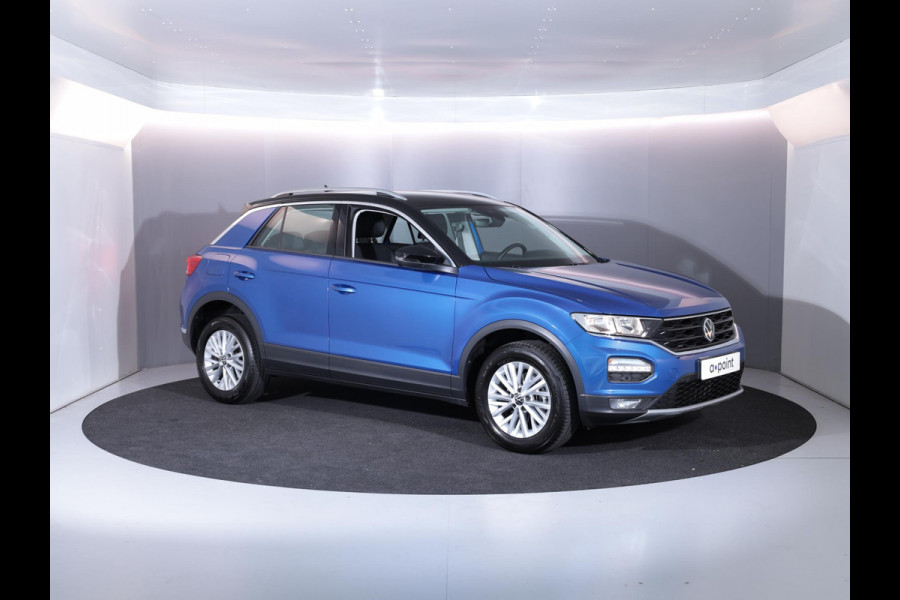 Volkswagen T-Roc 1.0 TSI Style Business 110 pk | Navigatie | Parkeersensoren | Adaptieve cruise control | Apple Carplay/Android Auto |