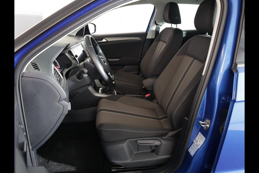 Volkswagen T-Roc 1.0 TSI Style Business 110 pk | Navigatie | Parkeersensoren | Adaptieve cruise control | Apple Carplay/Android Auto |