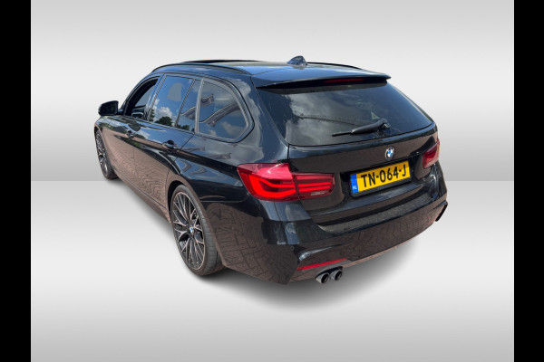 BMW 3 Serie Touring 320i Edition M Sport Shadow High Exe. / Panoramadak / Camera / Leder / 18'' / Navigatie / Sportstoelen / Stoelverwarming / Cruise Control