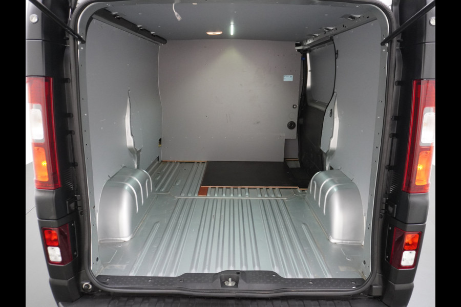 Opel Vivaro 1.6CDTI 126PK L1H1 Navi Camera Trekhaak Cruise Control Pdc Edition EcoFlex Schuifdeur Achterklep Wandbetimmering Euro 6 1e Eigenaar Dealeronderhouden