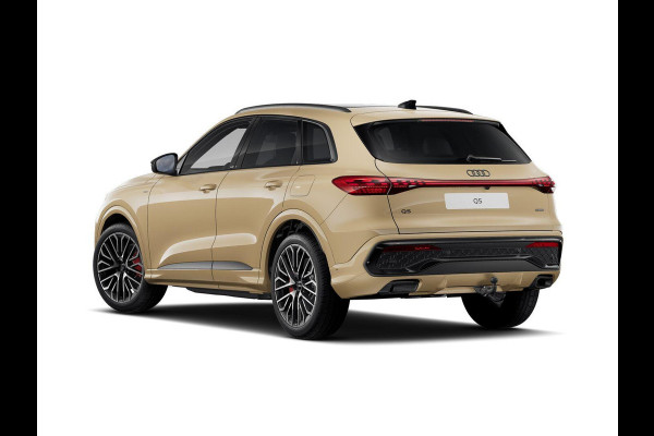Audi Q5 2.0 TFSI e-hybrid quattro S edition Competition | Mmi experience pro | Glazen panoramadak | Tech plus | Privacy glas |