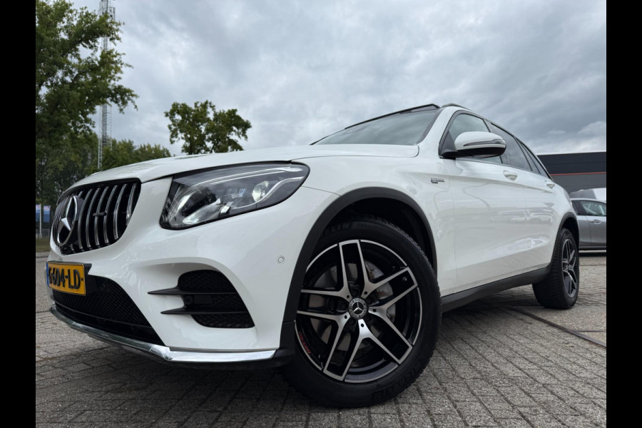 Mercedes-Benz GLC 250 4MATIC AMG Premium Plus PANO LEER LUXE NAP NETJES
