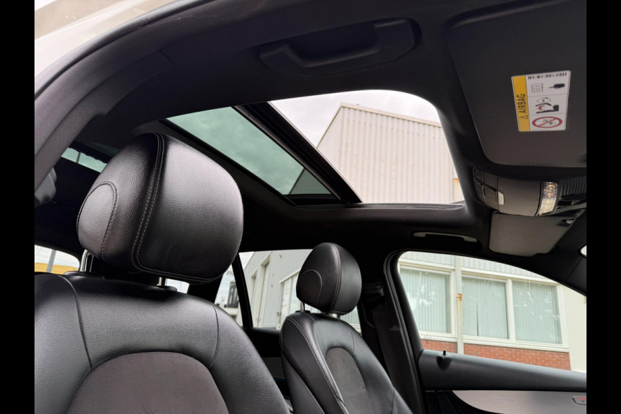 Mercedes-Benz GLC 250 4MATIC AMG Premium Plus PANO LEER LUXE NAP NETJES