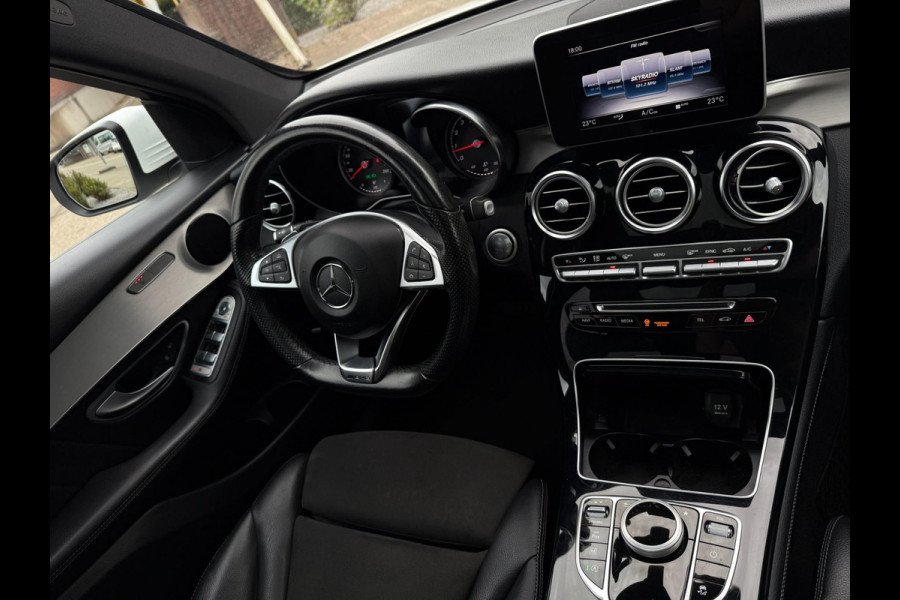 Mercedes-Benz GLC 250 4MATIC AMG Premium Plus PANO LEER LUXE NAP NETJES
