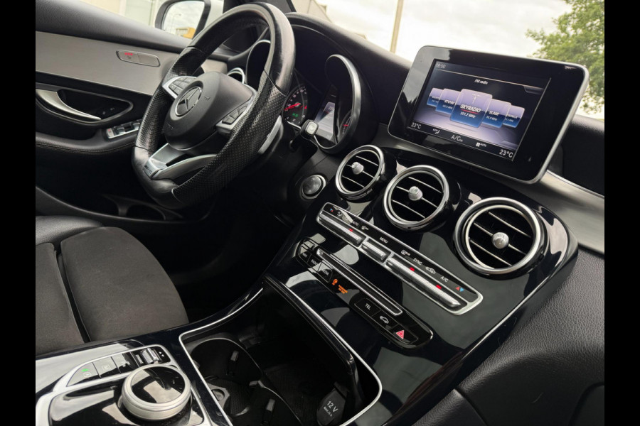 Mercedes-Benz GLC 250 4MATIC AMG Premium Plus PANO LEER LUXE NAP NETJES