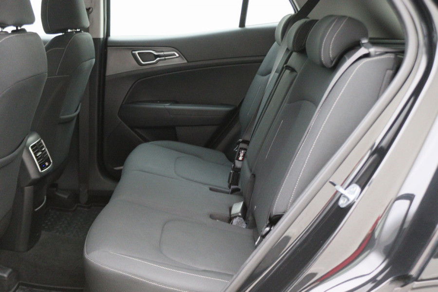 Kia Sportage 1.6 T-GDi MHEV ComfortLine LED, Apple Carplay, ACC, Lane Assist, Camera, Climate, 17"