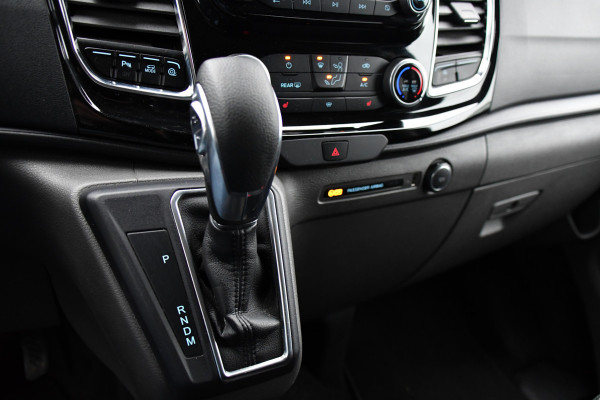 Ford Transit Custom 300 2.0 TDCI L2H1 Black Edition DC Limited Camera, Cruise, Carplay, Automaat, LED, Multimedia, Sensoren, 170PK, UNIEK!
