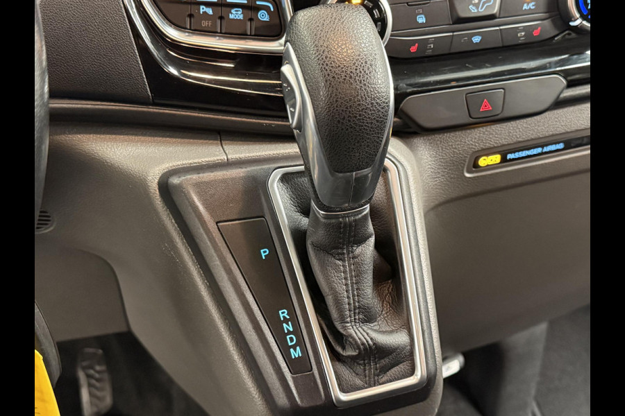 Ford Transit Custom 300 2.0 TDCI 130 pk Automaat Dubbele Cabine LIMITED! L2 | Navigatie | Airco | Bluetooth | 5-Zits | Trekhaak | DAB+