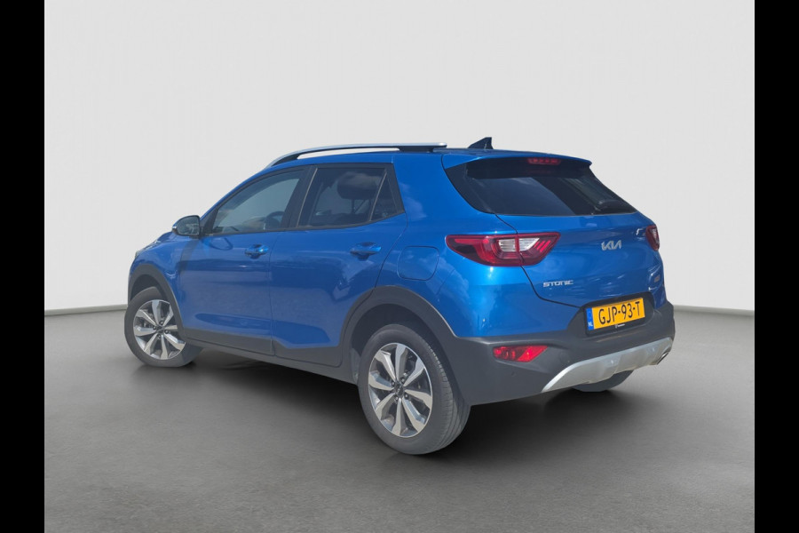 Kia Stonic 1.0 T-GDi MHEV DynamicPlusLine Automaat | Camera | LMV | Cruise | Navi | LED | Stoel- en Stuurverwarming | Privacy Glass | Apple Carplay & Android Auto |