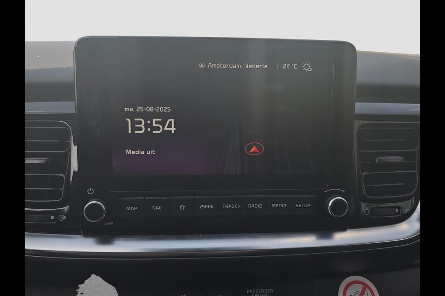 Kia Stonic 1.0 T-GDi MHEV DynamicPlusLine Automaat | Camera | LMV | Cruise | Navi | LED | Stoel- en Stuurverwarming | Privacy Glass | Apple Carplay & Android Auto |