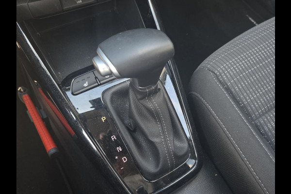 Kia Stonic 1.0 T-GDi MHEV DynamicPlusLine Automaat | Camera | LMV | Cruise | Navi | LED | Stoel- en Stuurverwarming | Privacy Glass | Apple Carplay & Android Auto |