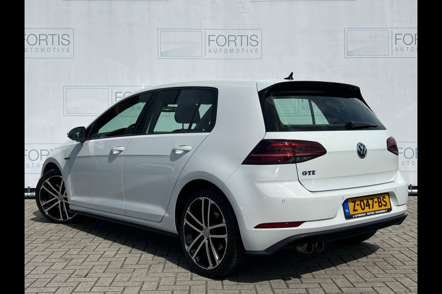 Volkswagen Golf 1.4 TSI PHEV GTE 7.5 STOELVERW | WINTERSET OP ORIGINELE VELGEN | PDC VOOR & ACHTER | APK T/M 27