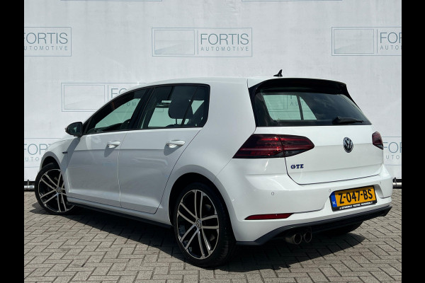 Volkswagen Golf 1.4 TSI PHEV GTE 7.5 STOELVERW | WINTERSET OP ORIGINELE VELGEN | PDC VOOR & ACHTER | APK T/M 27