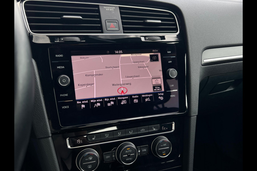 Volkswagen Golf 1.4 TSI PHEV GTE 7.5 STOELVERW | WINTERSET OP ORIGINELE VELGEN | PDC VOOR & ACHTER | APK T/M 27
