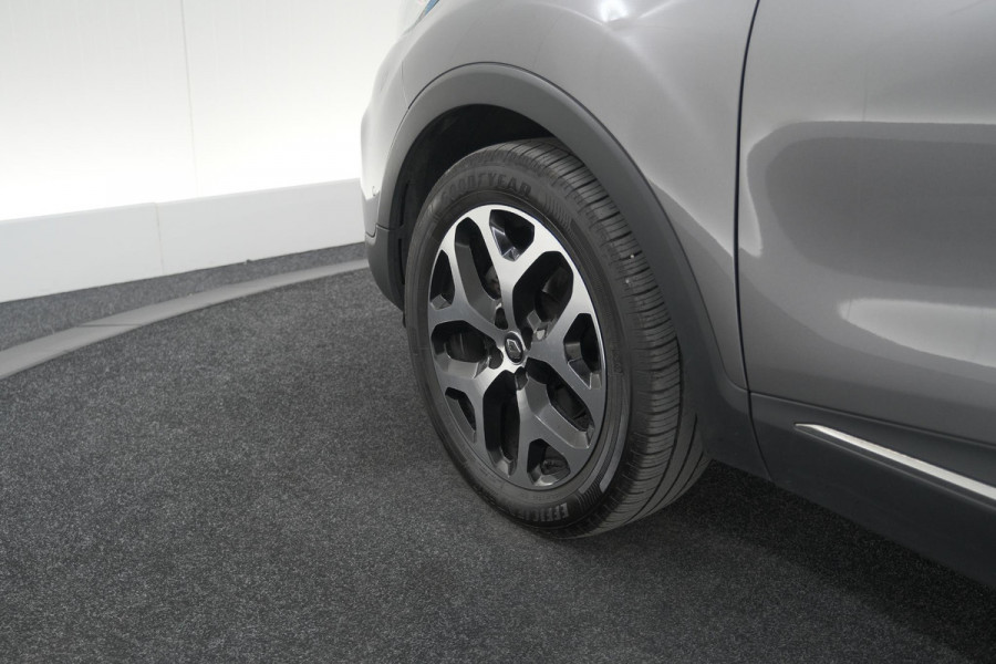 Renault Captur TCe 120 Intens | Camera | Dodehoekdetectie | Navigatie | Stoelverwarming | Parkeersensoren