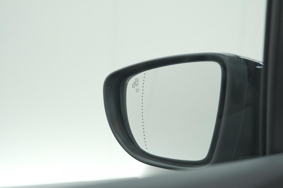 Renault Captur TCe 120 Intens | Camera | Dodehoekdetectie | Navigatie | Stoelverwarming | Parkeersensoren