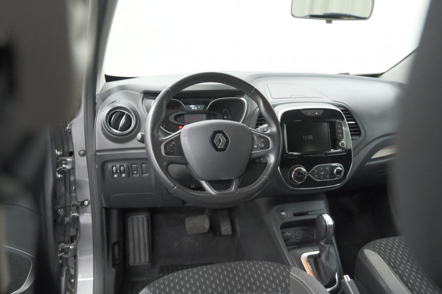 Renault Captur TCe 120 Intens | Camera | Dodehoekdetectie | Navigatie | Stoelverwarming | Parkeersensoren