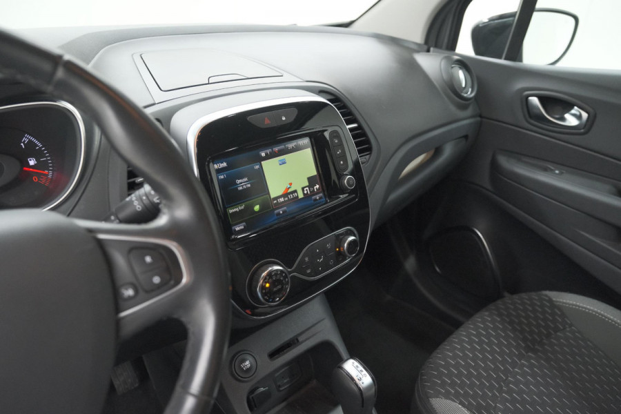 Renault Captur TCe 120 Intens | Camera | Dodehoekdetectie | Navigatie | Stoelverwarming | Parkeersensoren