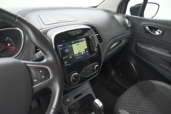 Renault Captur TCe 120 Intens | Camera | Dodehoekdetectie | Navigatie | Stoelverwarming | Parkeersensoren