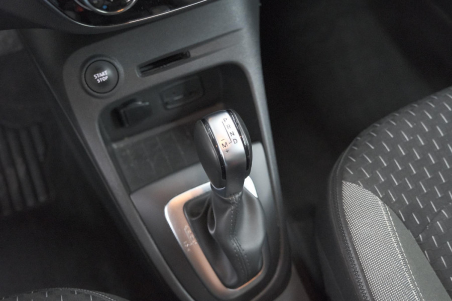 Renault Captur TCe 120 Intens | Camera | Dodehoekdetectie | Navigatie | Stoelverwarming | Parkeersensoren