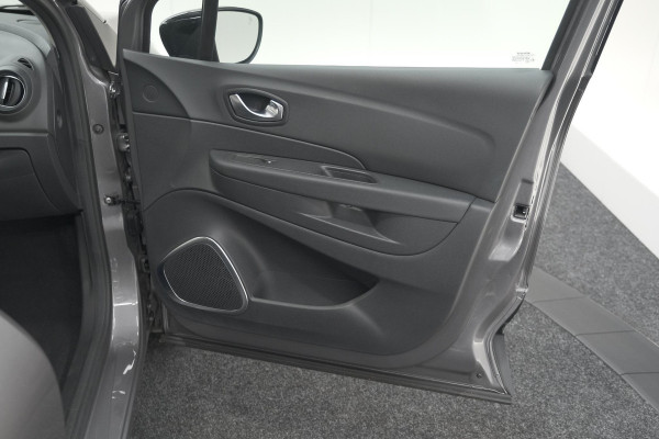 Renault Captur TCe 120 Intens | Camera | Dodehoekdetectie | Navigatie | Stoelverwarming | Parkeersensoren