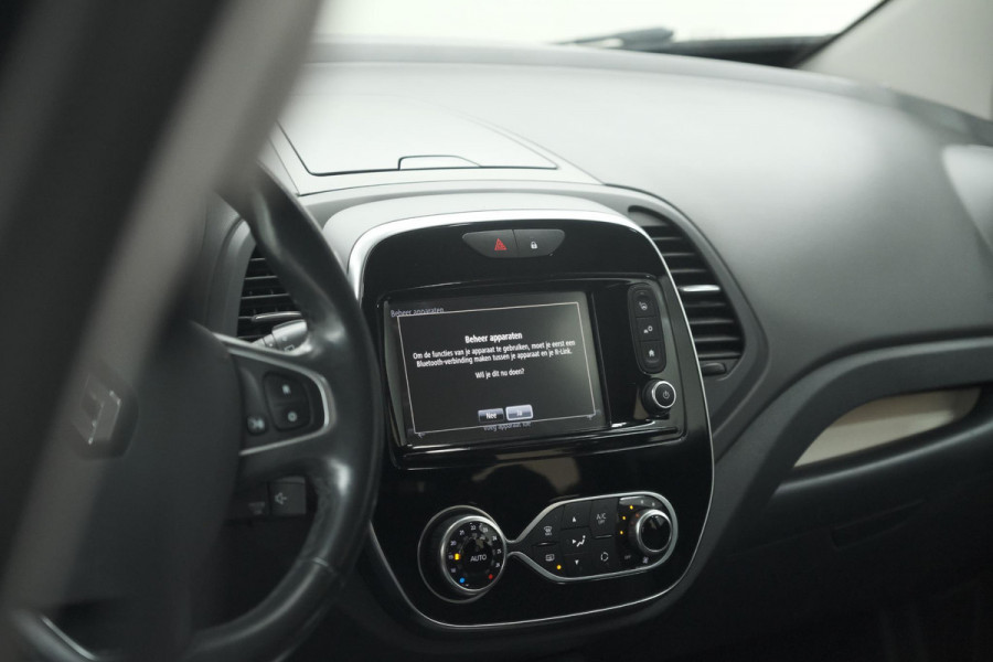 Renault Captur TCe 120 Intens | Camera | Dodehoekdetectie | Navigatie | Stoelverwarming | Parkeersensoren
