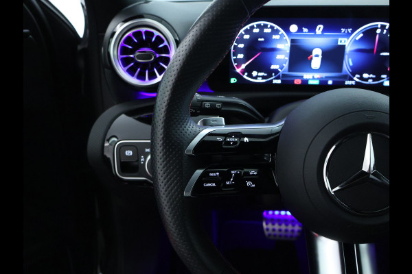 Mercedes-Benz A-Klasse 250 e AMG Line AMG Line Advanced Plus | Night Pakket | 19 Inch AMG velgen | Stoel en Stuurverwarming. Inclusief 24 maanden MB Certified garantie voor Europa.