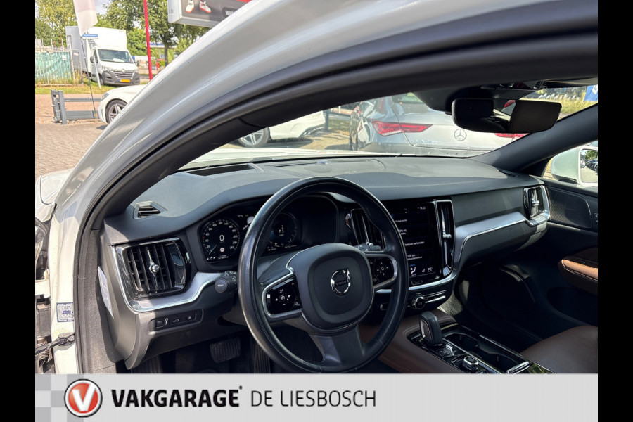 Volvo V60 2.0 T6 Recharge AWD Business Pro/leer/trekhaak/camera/navi/orig ned
