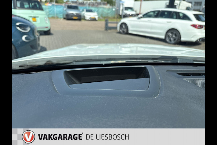 Volvo V60 2.0 T6 Recharge AWD Business Pro/leer/trekhaak/camera/navi/orig ned