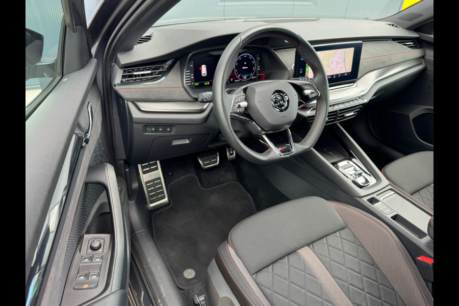 Škoda Octavia Combi 1.4 TSI RS iV PHEV * Trekhaak * Keyless * Stoelverwarming *