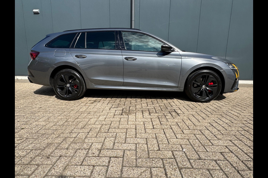 Škoda Octavia Combi 1.4 TSI RS iV PHEV * Trekhaak * Keyless * Stoelverwarming *