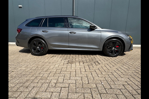 Škoda Octavia Combi 1.4 TSI RS iV PHEV * Trekhaak * Keyless * Stoelverwarming *
