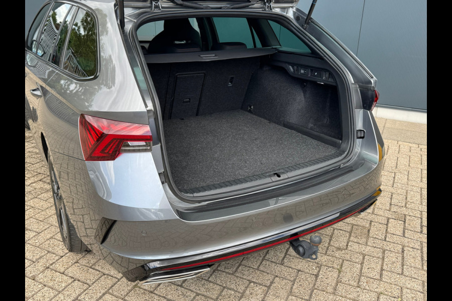 Škoda Octavia Combi 1.4 TSI RS iV PHEV * Trekhaak * Keyless * Stoelverwarming *