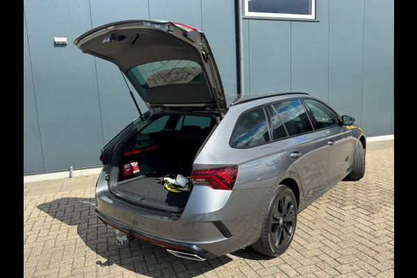 Škoda Octavia Combi 1.4 TSI RS iV PHEV * Trekhaak * Keyless * Stoelverwarming *