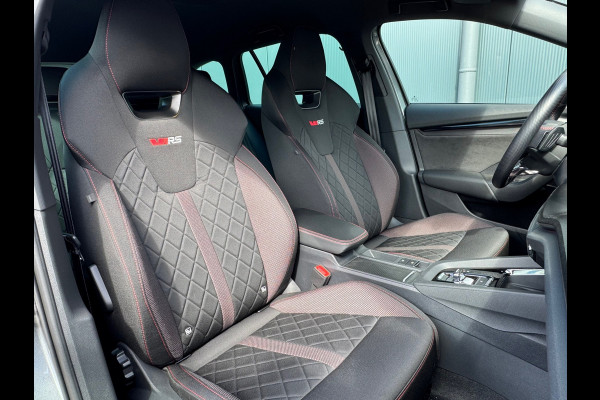 Škoda Octavia Combi 1.4 TSI RS iV PHEV * Trekhaak * Keyless * Stoelverwarming *