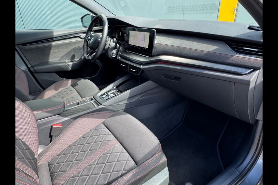 Škoda Octavia Combi 1.4 TSI RS iV PHEV * Trekhaak * Keyless * Stoelverwarming *