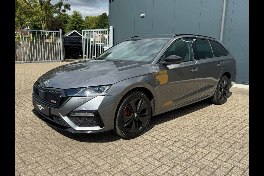 Škoda Octavia Combi 1.4 TSI RS iV PHEV * Trekhaak * Keyless * Stoelverwarming *