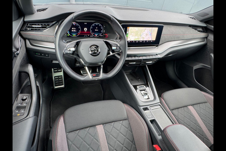 Škoda Octavia Combi 1.4 TSI RS iV PHEV * Trekhaak * Keyless * Stoelverwarming *