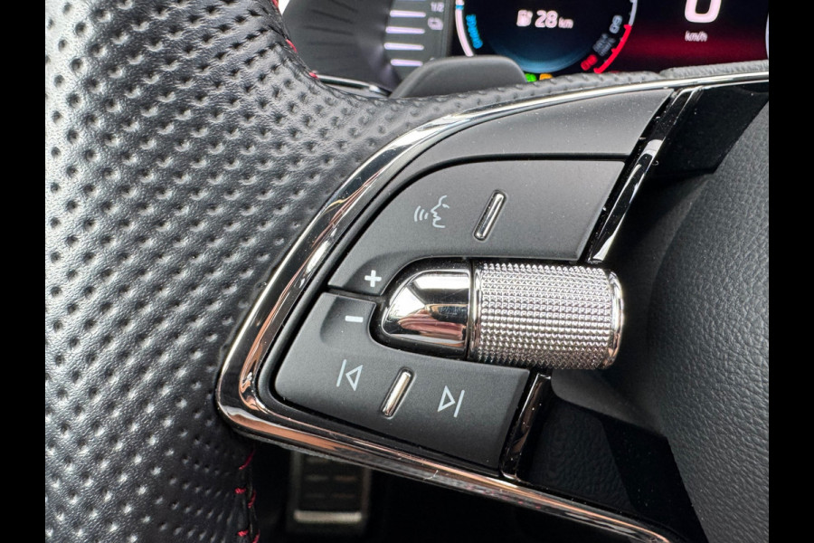 Škoda Octavia Combi 1.4 TSI RS iV PHEV * Trekhaak * Keyless * Stoelverwarming *