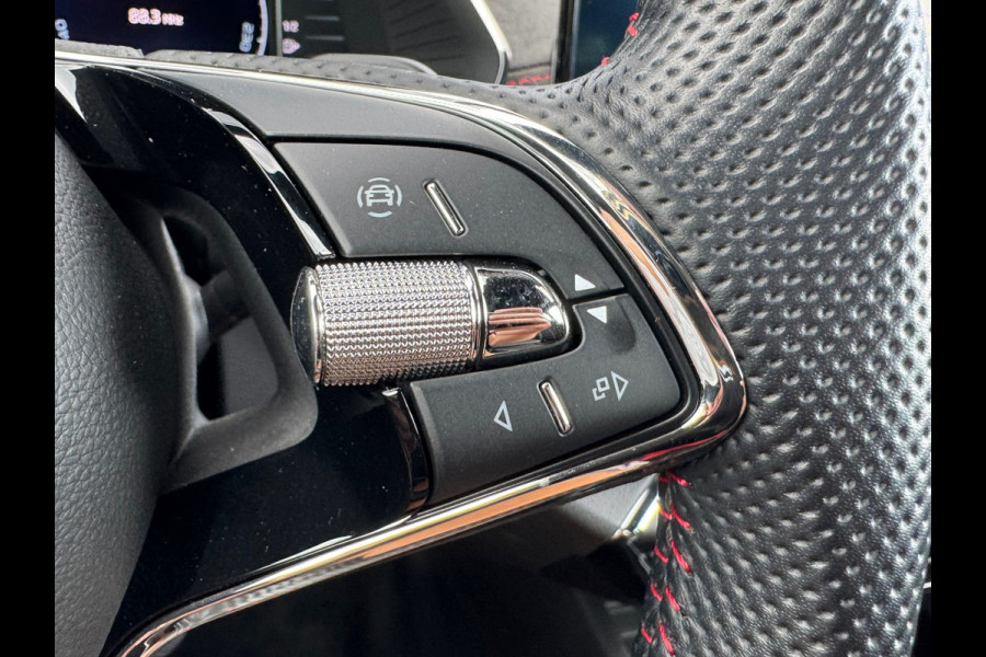 Škoda Octavia Combi 1.4 TSI RS iV PHEV * Trekhaak * Keyless * Stoelverwarming *