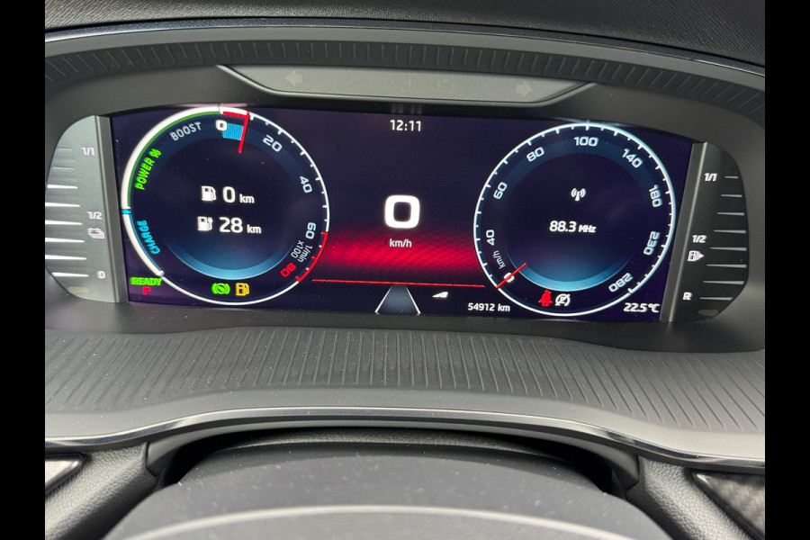 Škoda Octavia Combi 1.4 TSI RS iV PHEV * Trekhaak * Keyless * Stoelverwarming *
