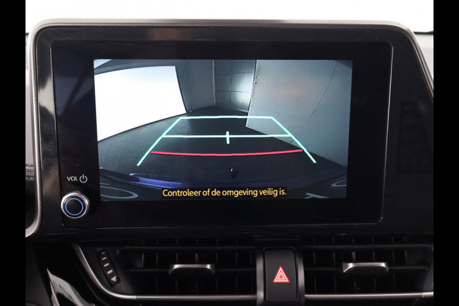 Toyota C-HR 1.8 HYBRID STYLE BI-TONE AUTOMAAT GARANTIE 2-2032 HALF LEDER. CARPLAY NAVI. 18 INCH .PDC V+A. CAMERA.