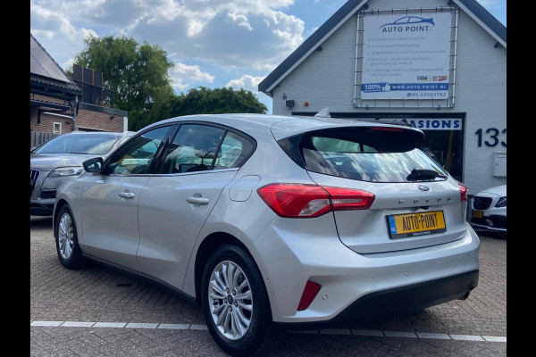 Ford Focus 1.0 TITANIUM CAMERA/NAVI/KEYLESS/LANE/CARPLAY