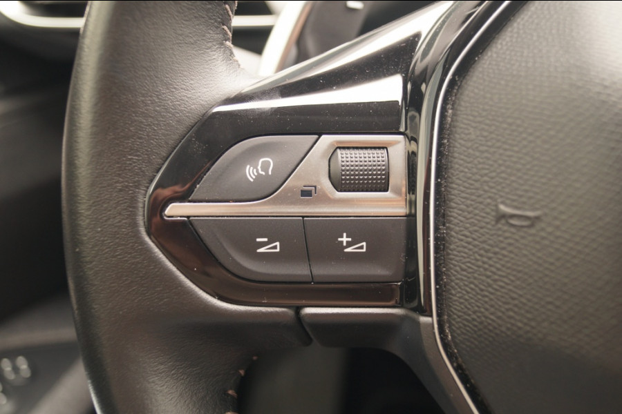 Peugeot 5008 1.2 PureTech 130pk Automaat Executive 7-persoons