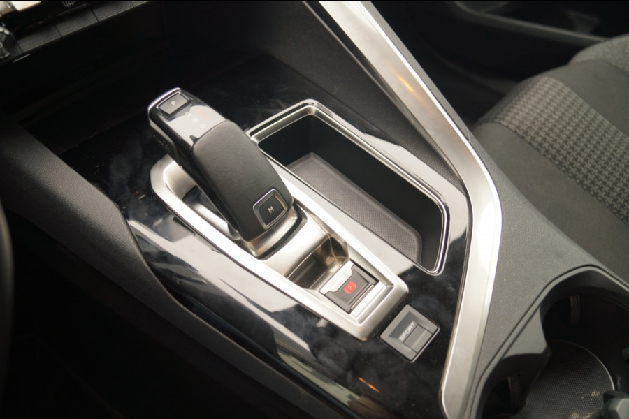 Peugeot 5008 1.2 PureTech 130pk Automaat Executive 7-persoons